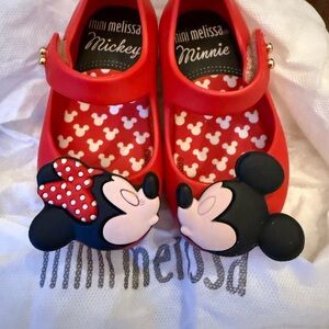 NEW! Mini Melissa Red Dress Shoes w/ kissing Mickey and Minnie Mouse Disney‎